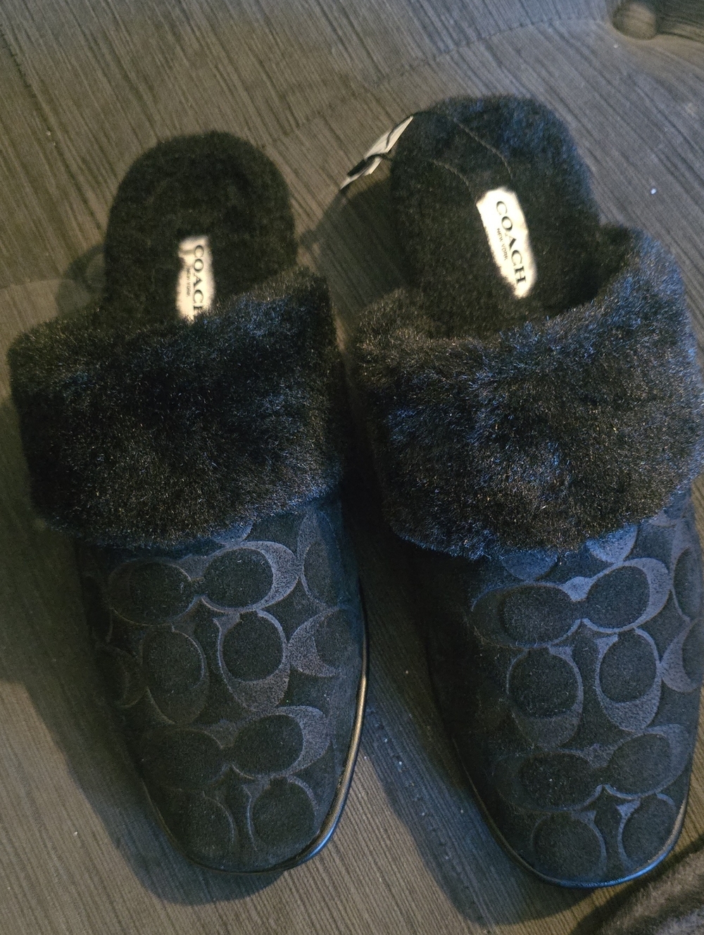 Coach Black Signature Faux-Fur Slide Marettes